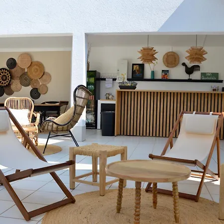 Quinta Do Vale Courtyard Sunrise *